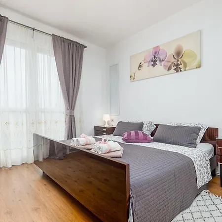 Apartman Dea B4+1 *