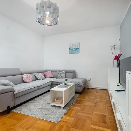 Apartment Dea B4+1 Porec